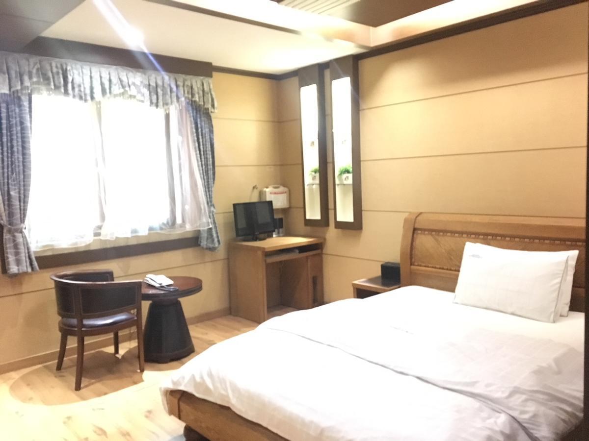 Nobless Hotel Gwangju Metropolitan City Exteriér fotografie